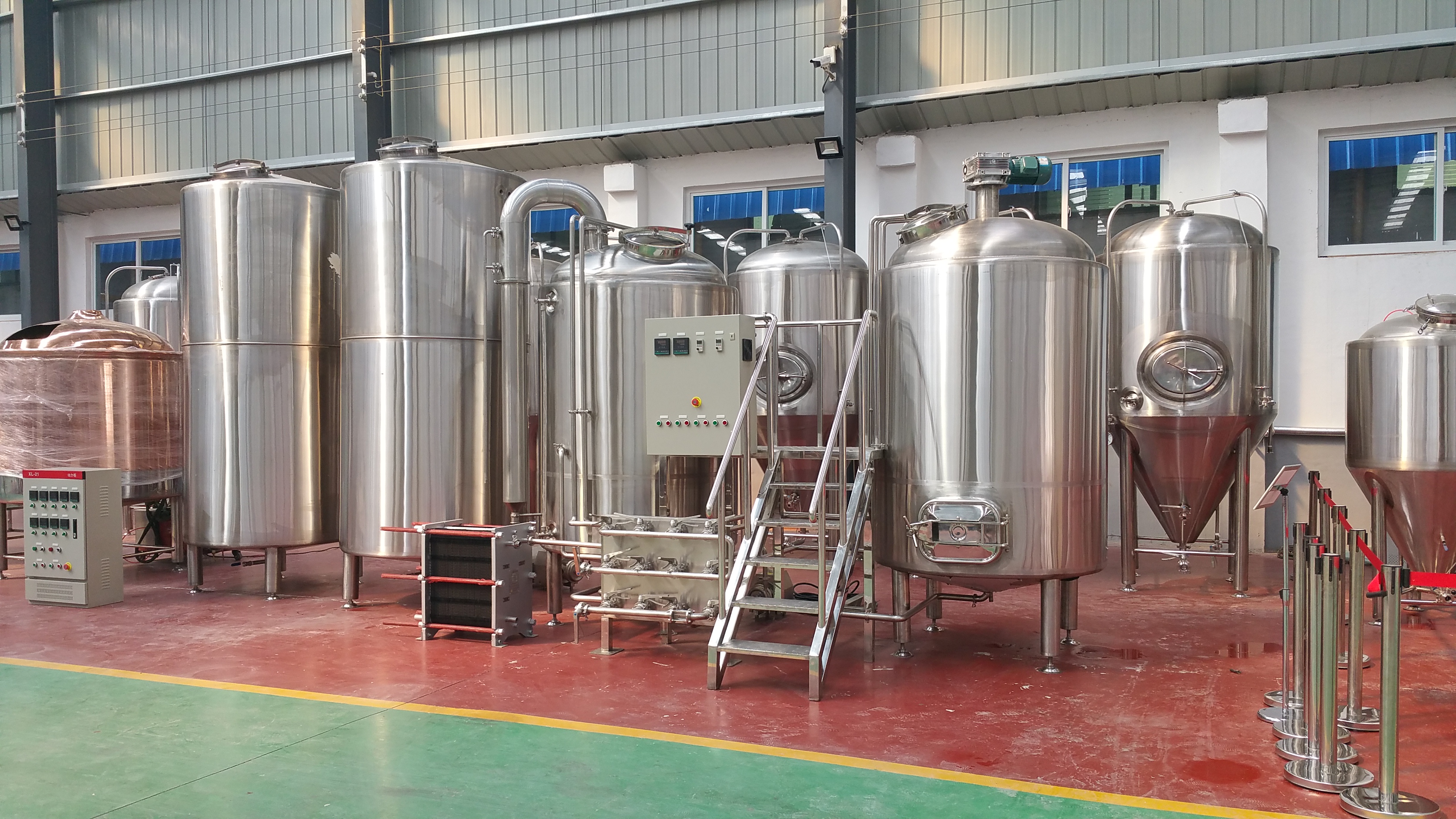 <b>1500L 2-vessels Brewhouse</b>